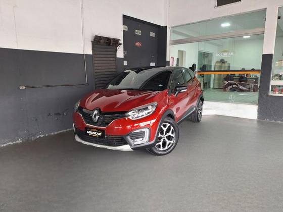 RENAULT CAPTUR 1.6 16V SCE FLEX BOSE X-TRONIC RENAULT CAPTUR 1.6 16V SCE FLEX BOSE X-TRONIC
